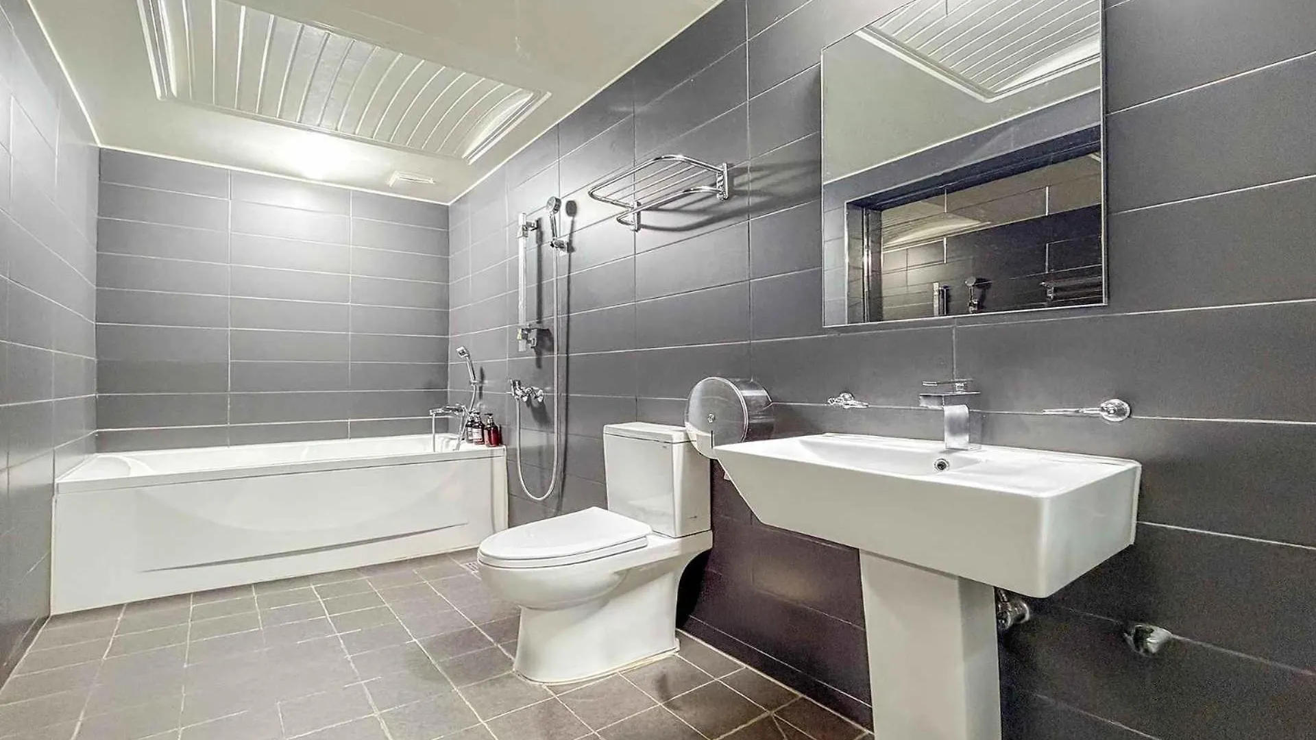 Carlton Hotel Incheon Juan Spacious Rooms Renovated Free Wifi