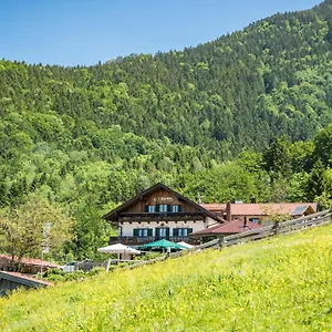 Berggasthof Duftbraeu I Ruhige Alleinlage I Mitten Im Gruenen Duitsland