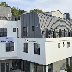 Airport L ゲストハウス