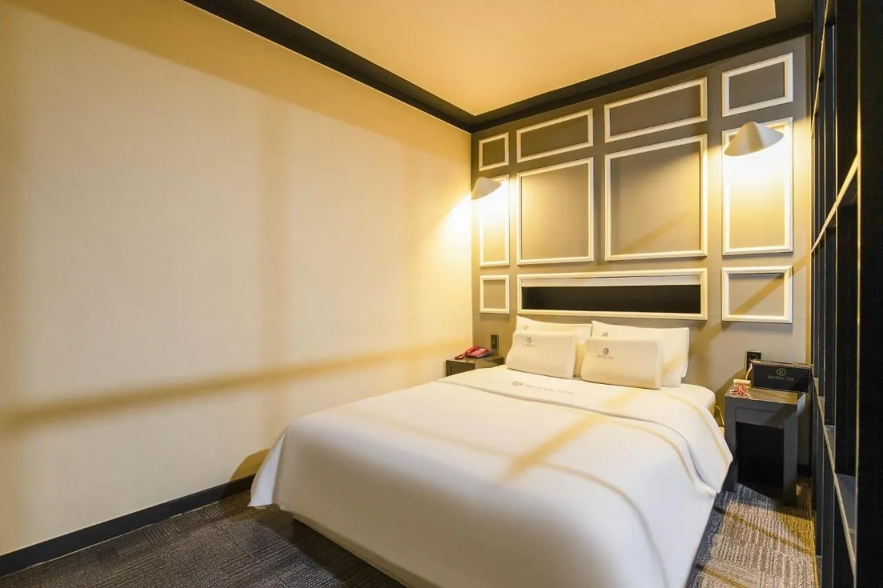 Carlton Hotel Inczhon