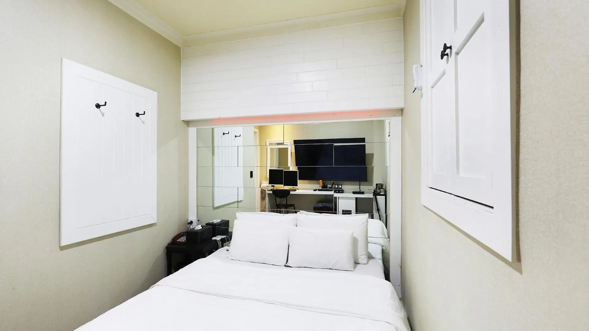 Carlton Hotel Inczhon