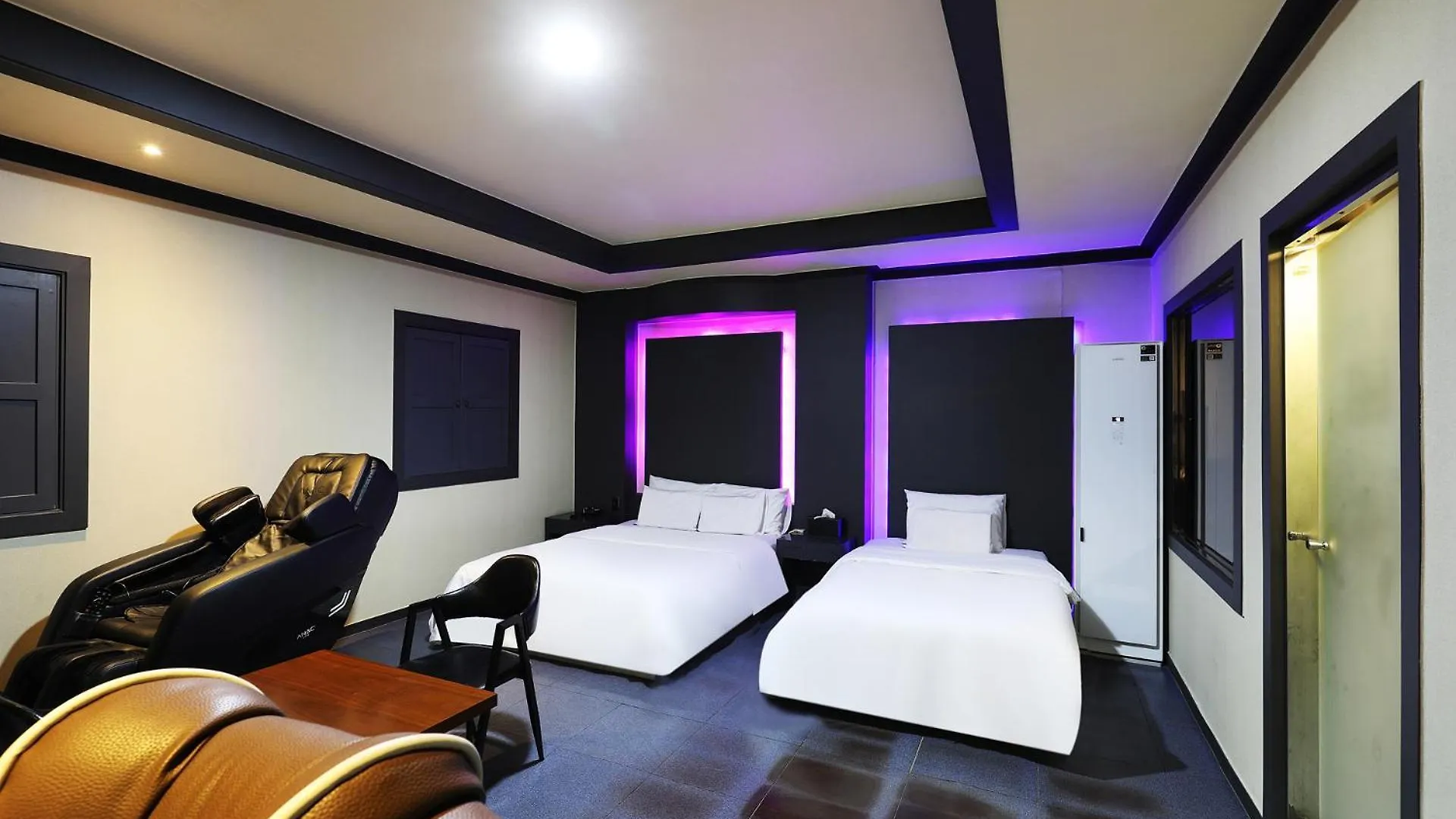 Carlton Hotel Inczhon