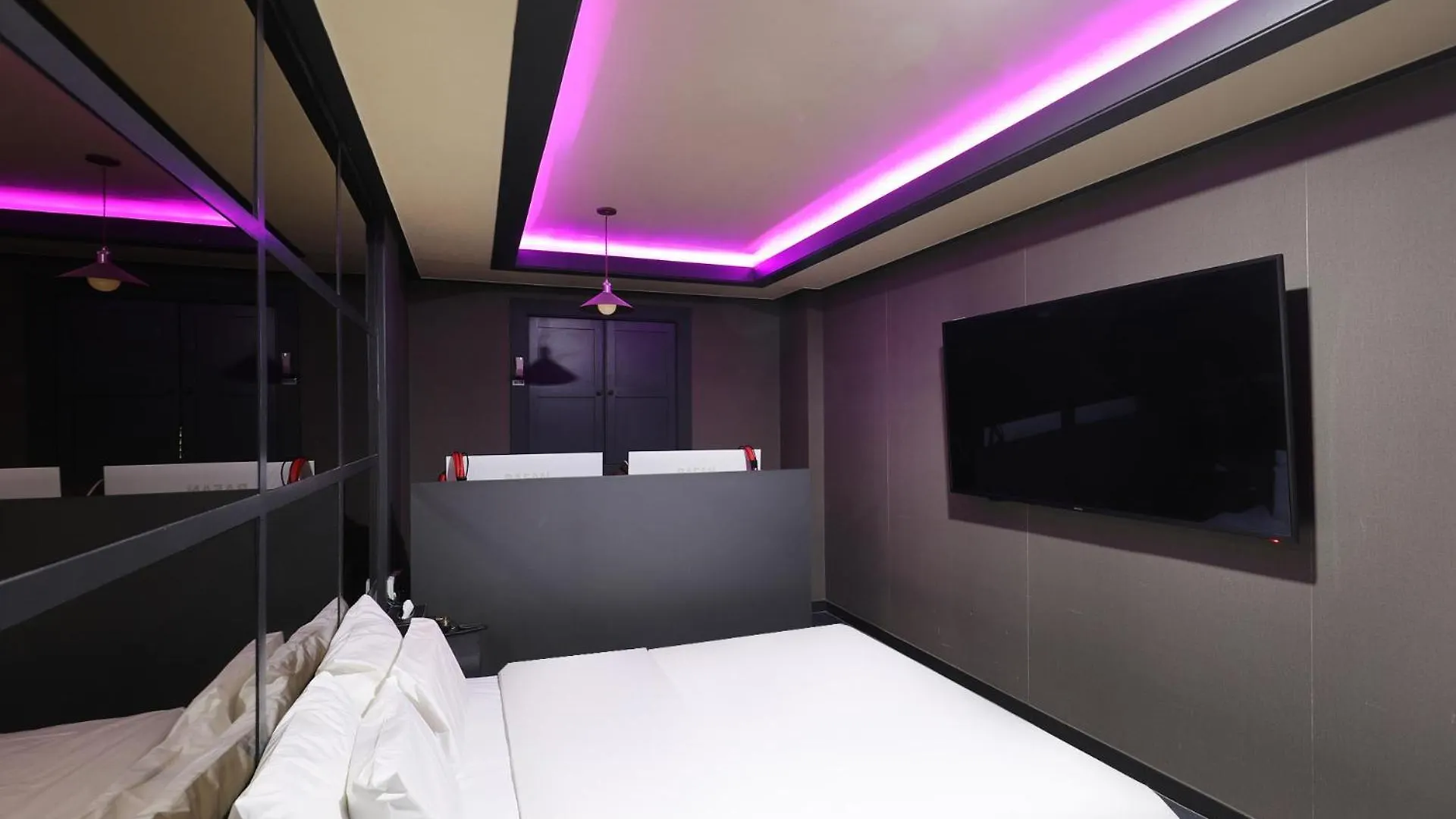 Carlton Hotel Inczhon
