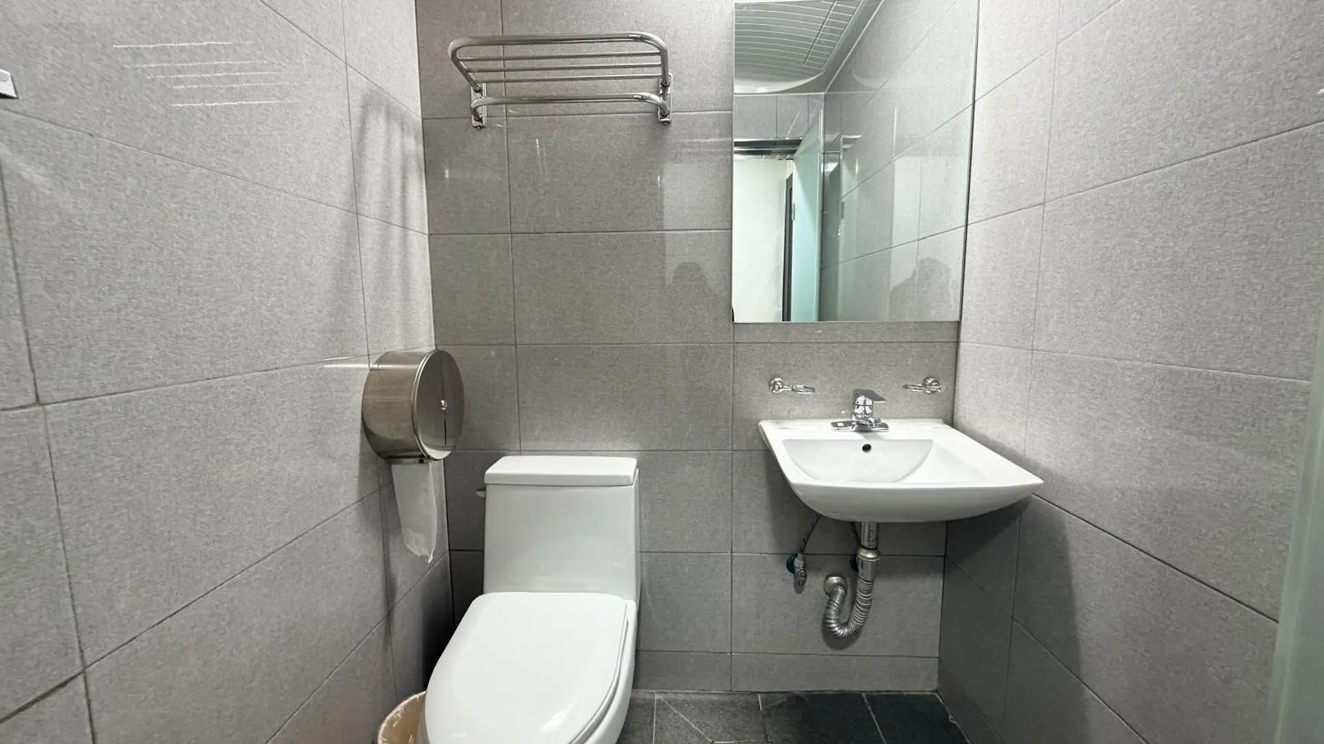 ***  Carlton Hotel Incheon Juan Spacious Rooms Renovated Free Wifi South Korea
