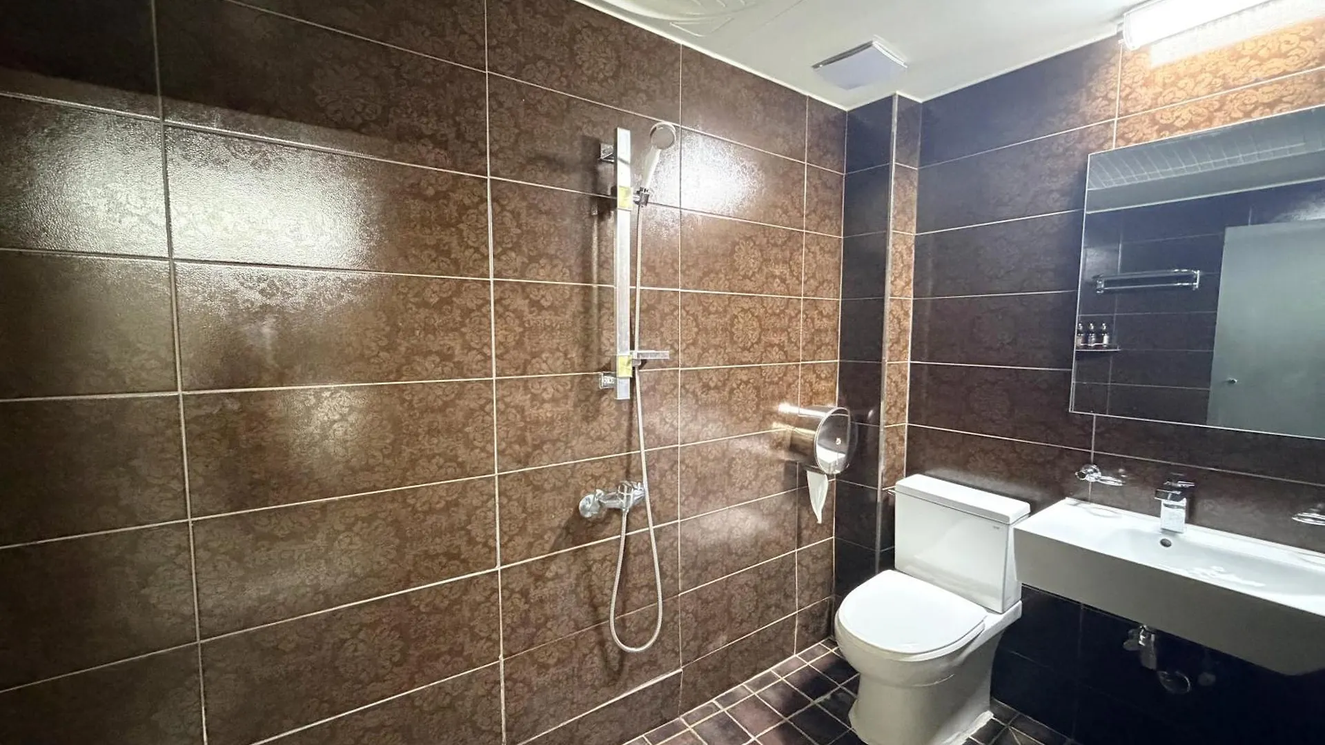 Carlton Hotel Incheon Juan Spacious Rooms Renovated Free Wifi South Korea