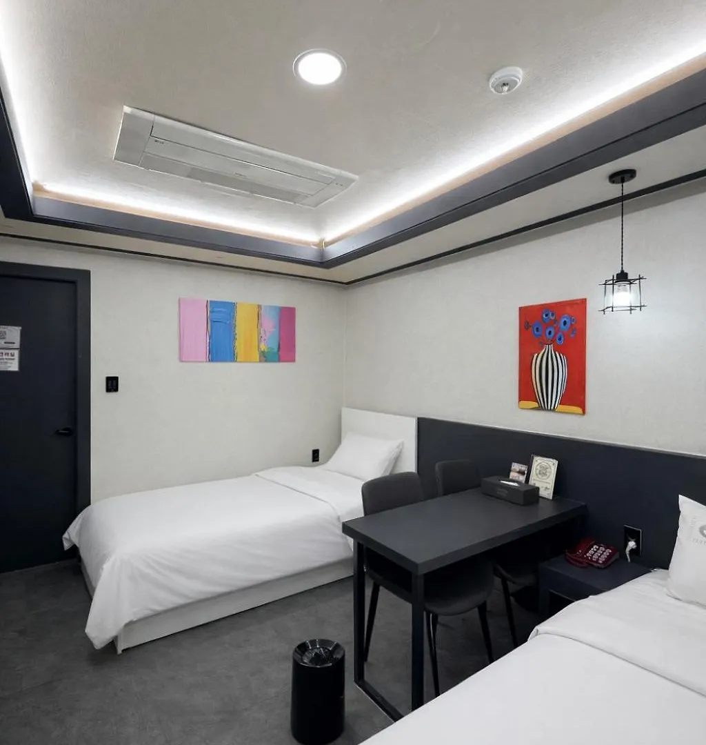 Carlton Hotel Incheon Juan Spacious Rooms Renovated Free Wifi 3*,