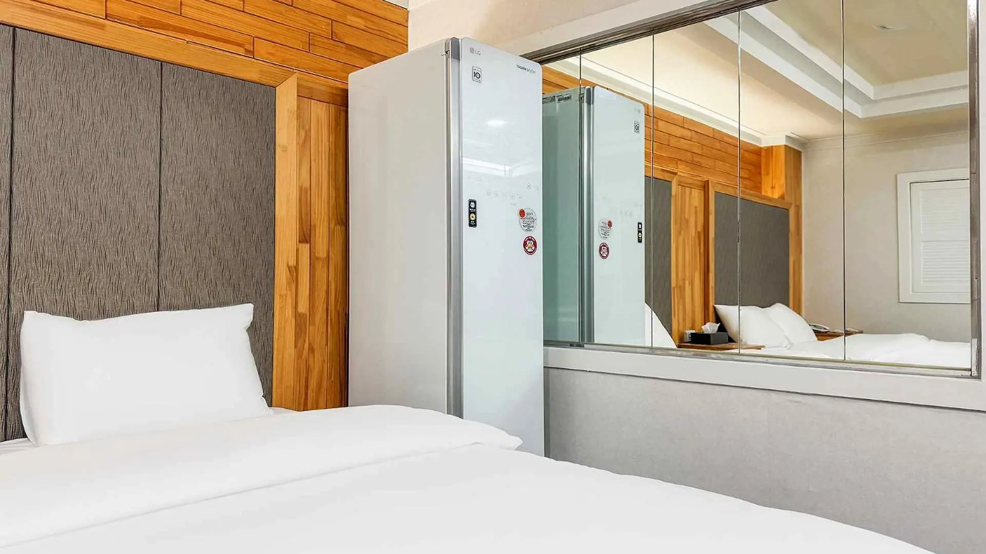 Carlton Hotel Incheon