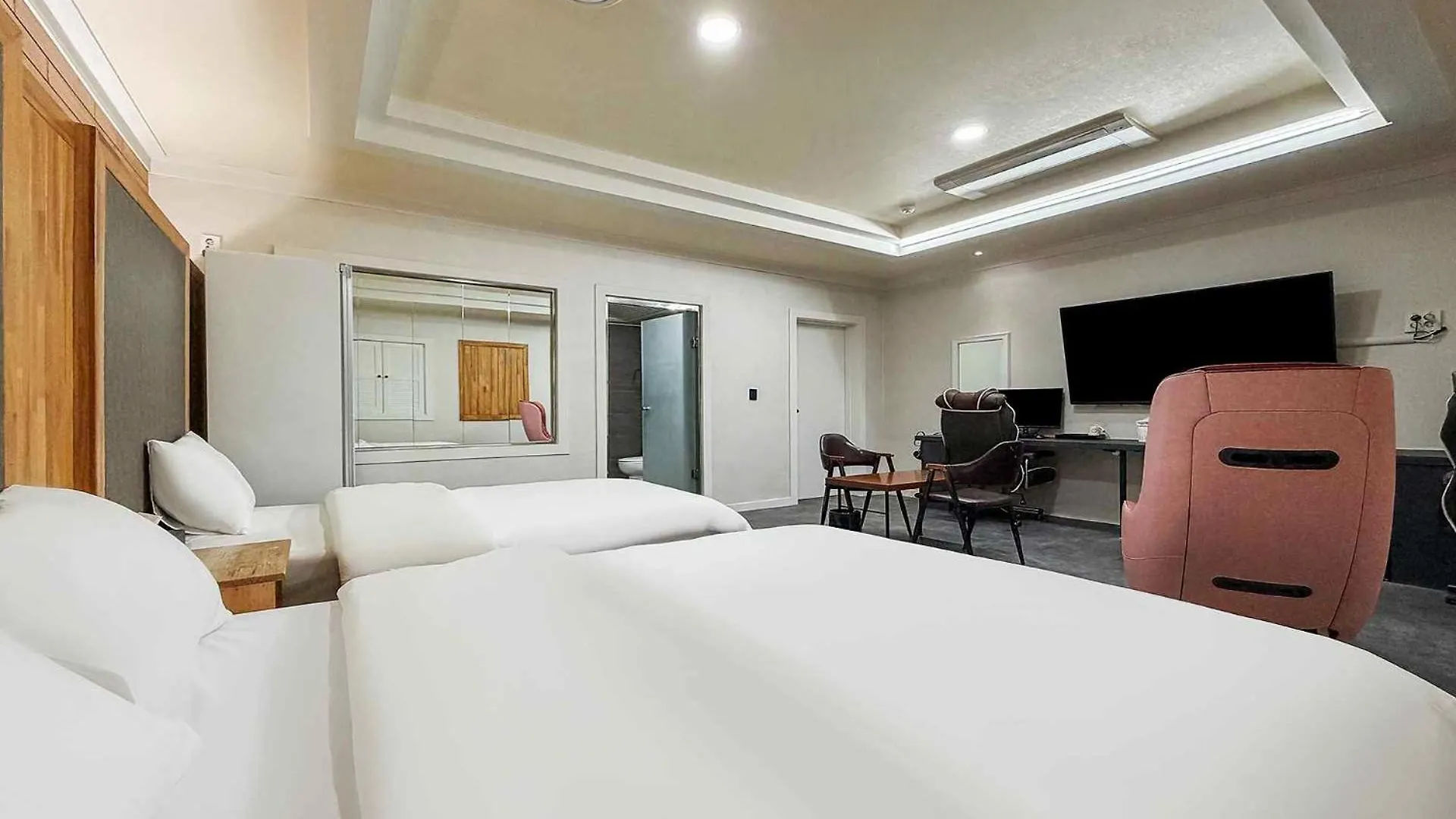 Carlton Hotel Incheon Juan Spacious Rooms Renovated Free Wifi 3*,  대한민국