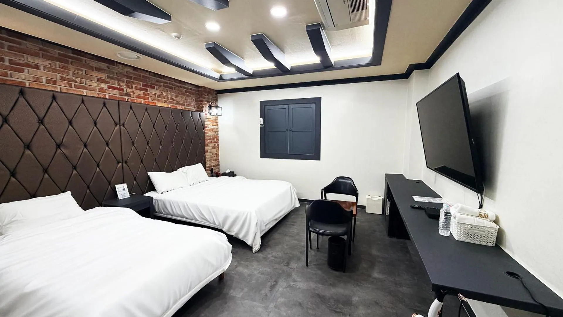 Carlton Hotel Incheon